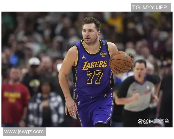 湖人队与掘金队十二年恩怨情仇的篮球传奇之路回顾